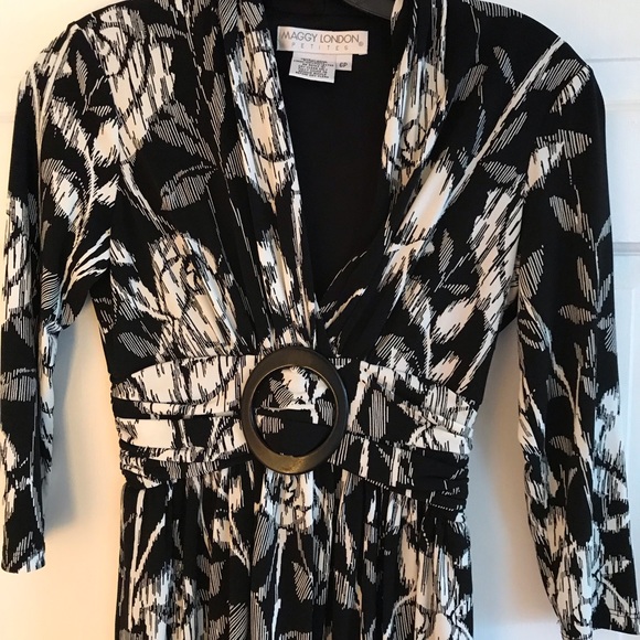 Maggie London black & white floral dress - Picture 8 of 8